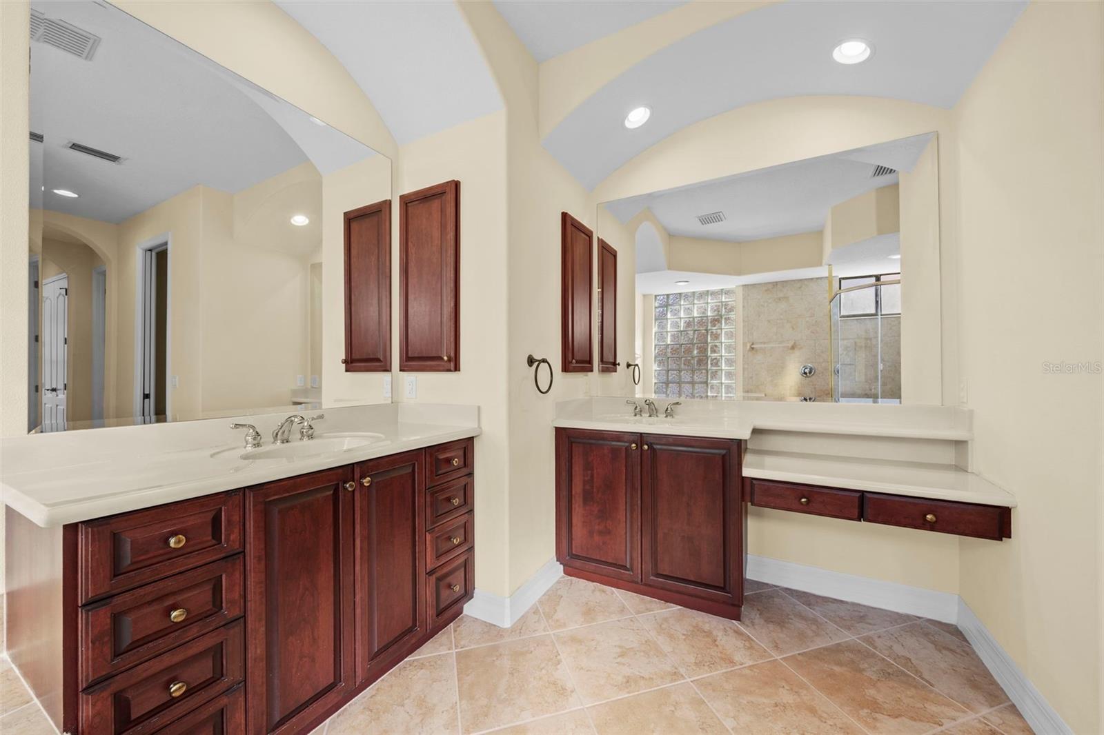 WILLOWBEND PH 3 - Residential Lease