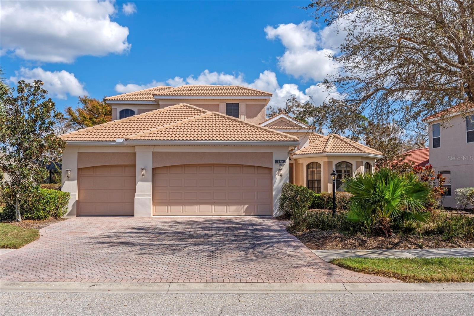 WILLOWBEND PH 3 - Residential Lease
