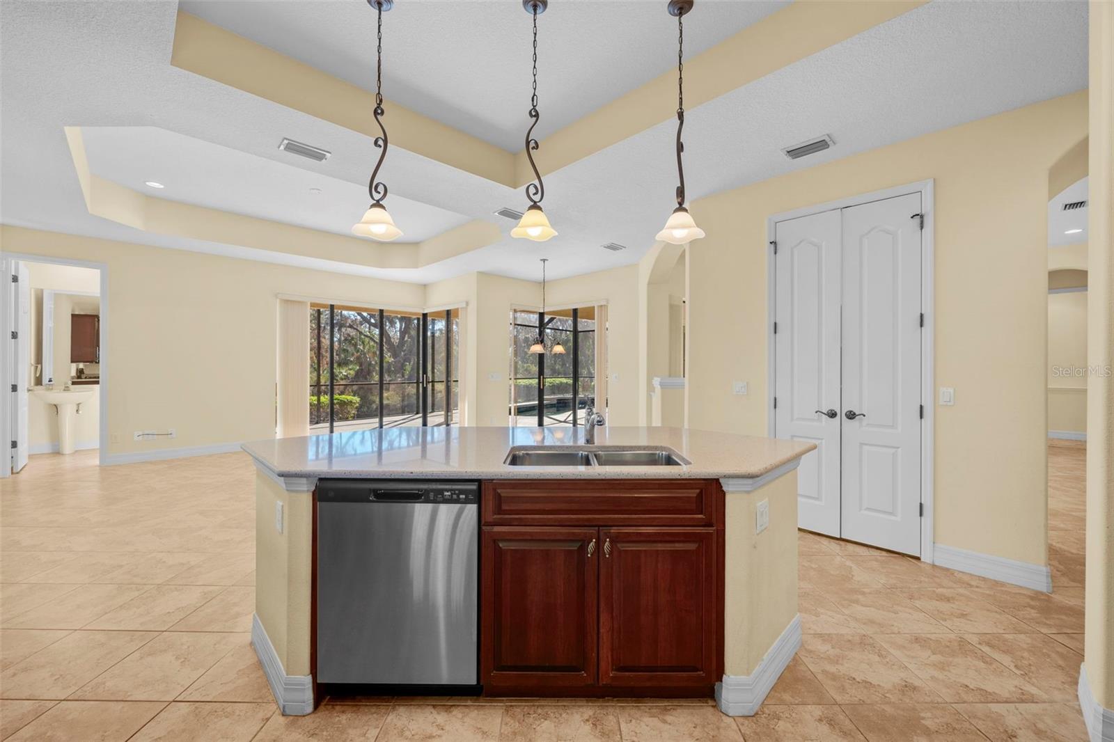 WILLOWBEND PH 3 - Residential Lease