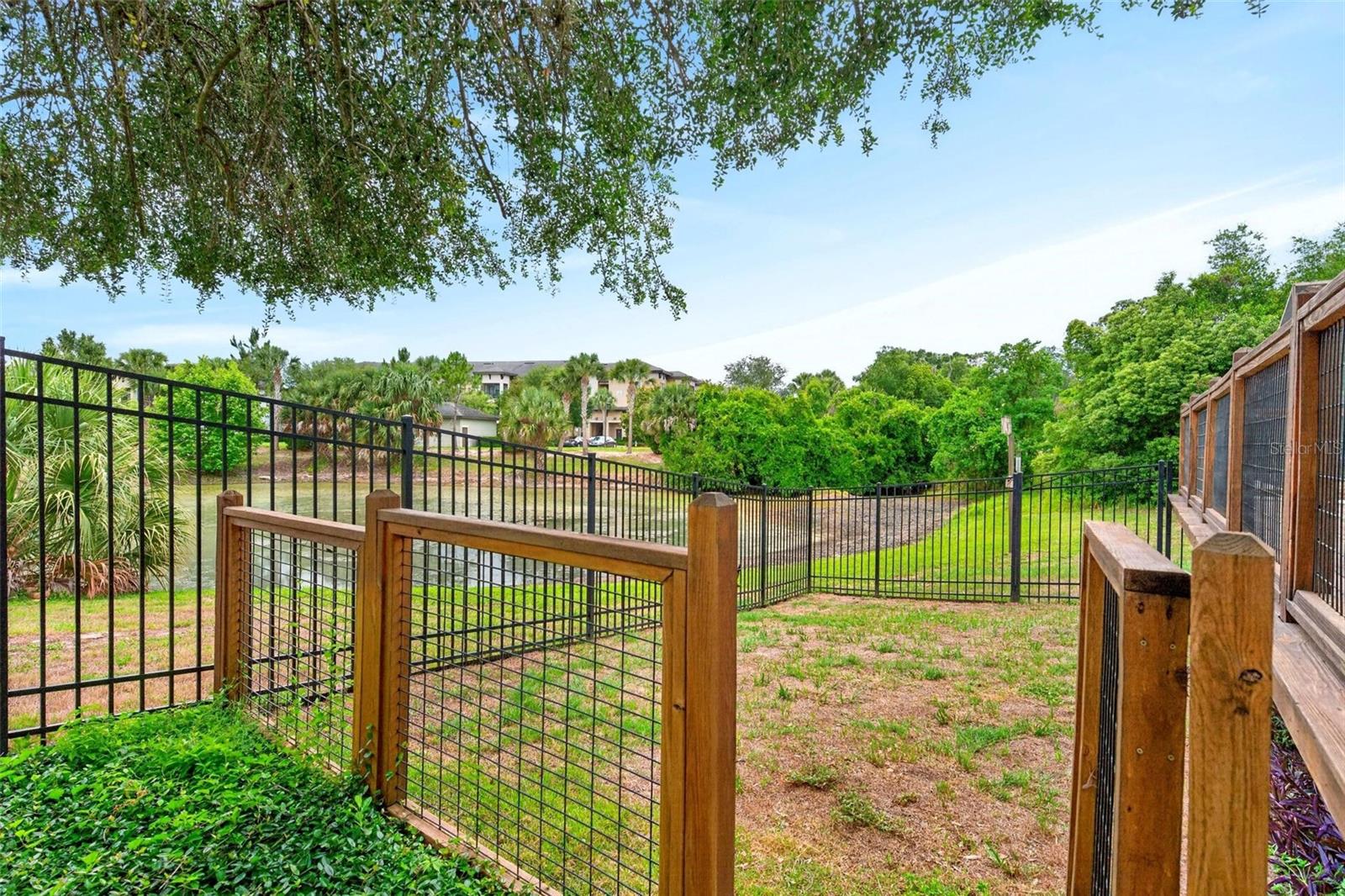 SABAL POINT AT SABAL GREEN - Residential