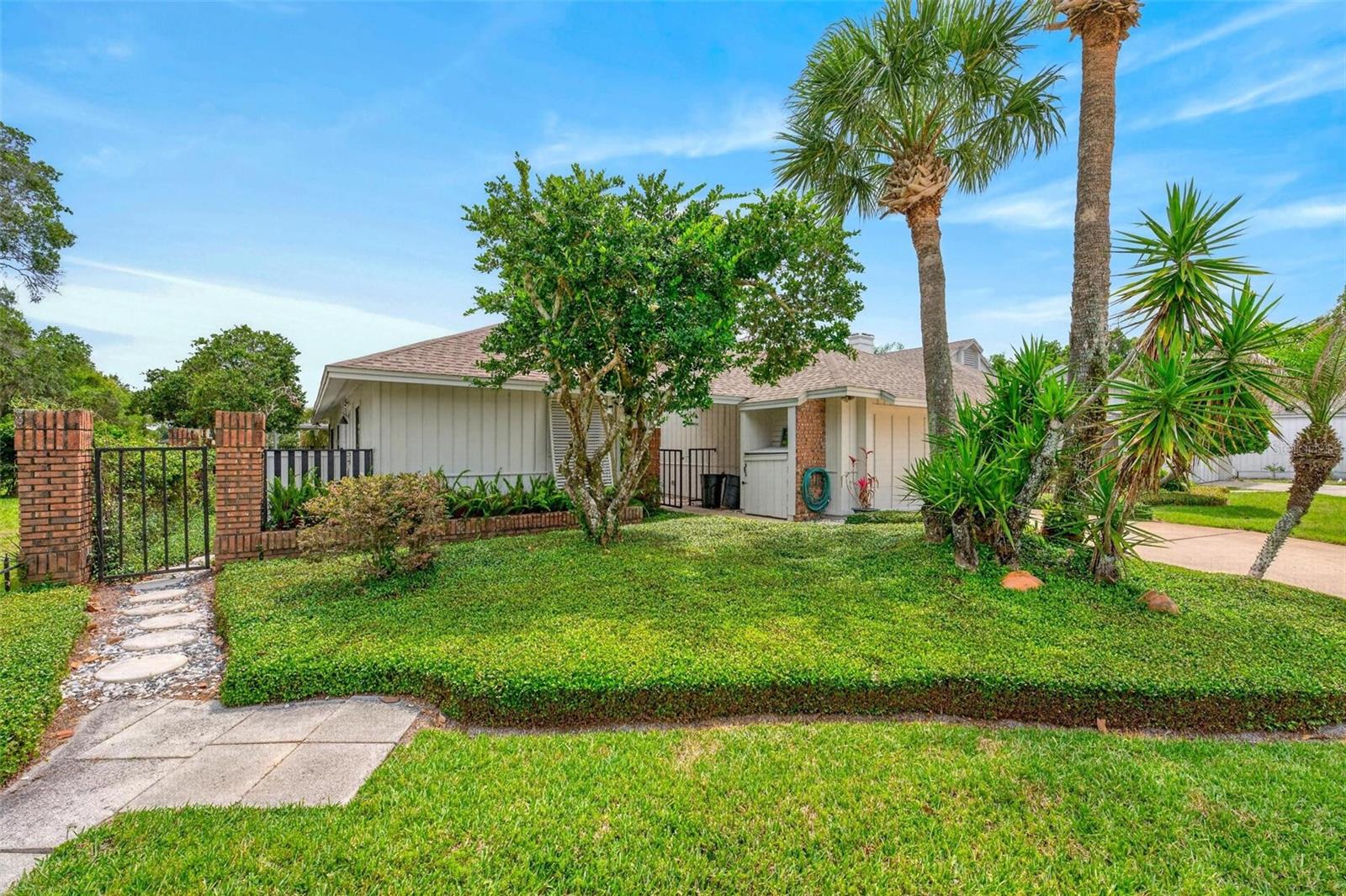 SABAL POINT AT SABAL GREEN - Residential