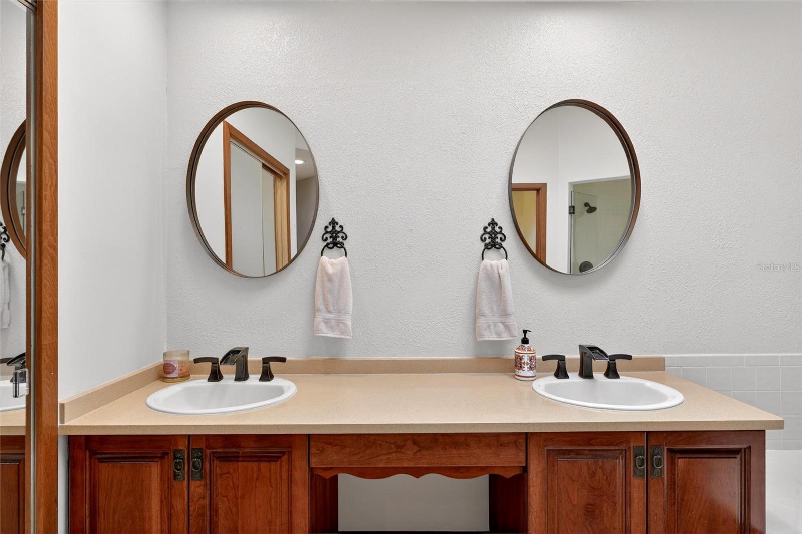 SABAL POINT AT SABAL GREEN - Residential
