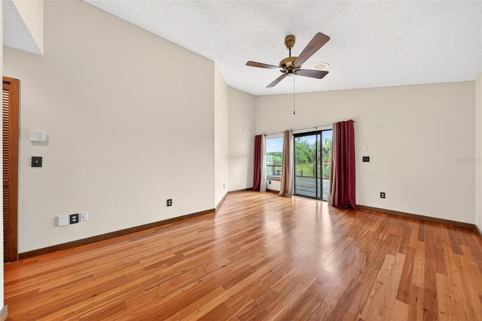 SABAL POINT AT SABAL GREEN - Residential