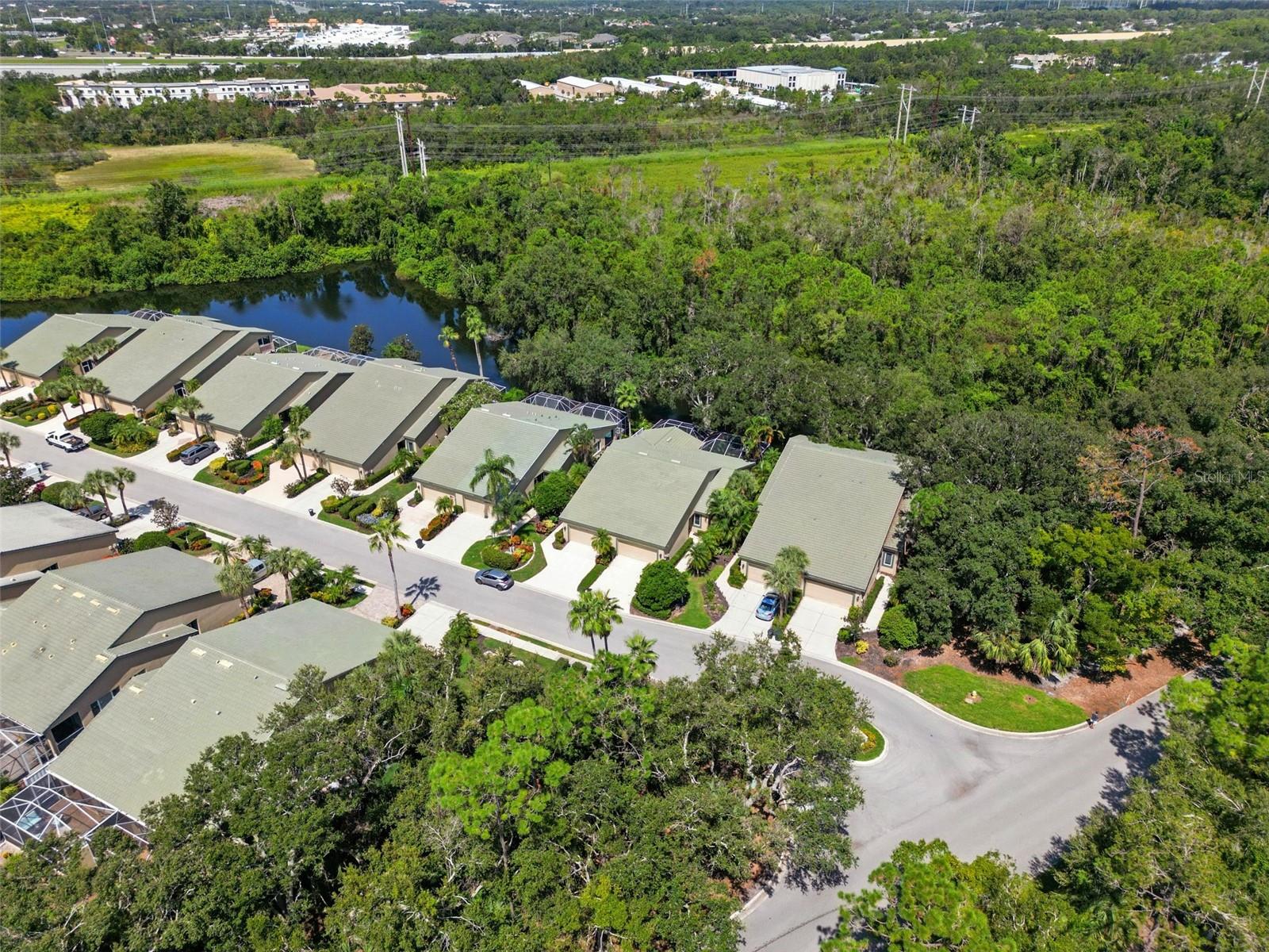 ROSEDALE 8 WESTBURY LAKES - Residential