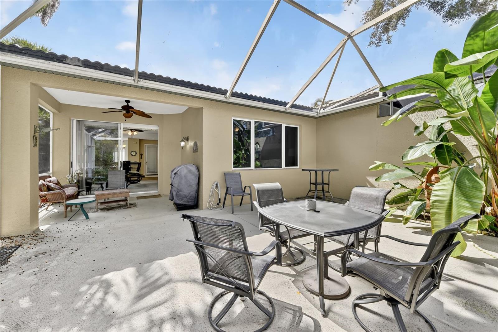 ROSEDALE 8 WESTBURY LAKES - Residential