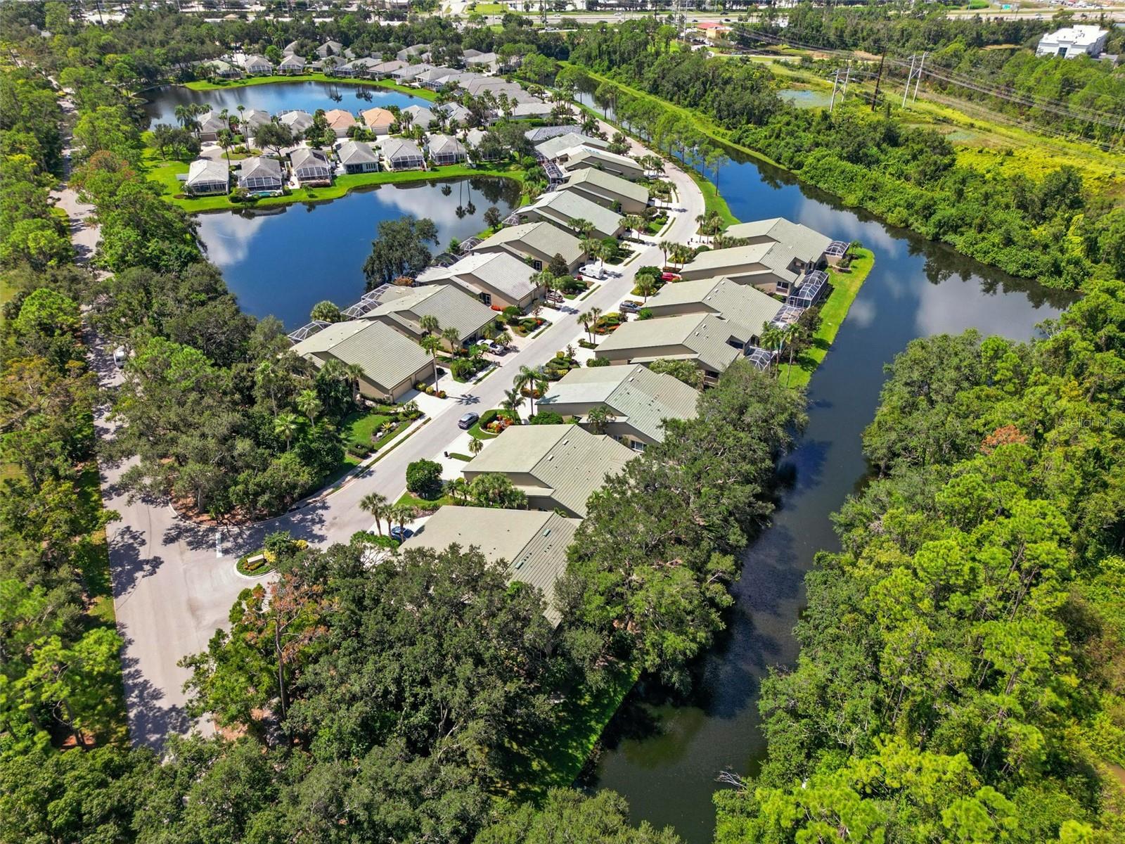 ROSEDALE 8 WESTBURY LAKES - Residential