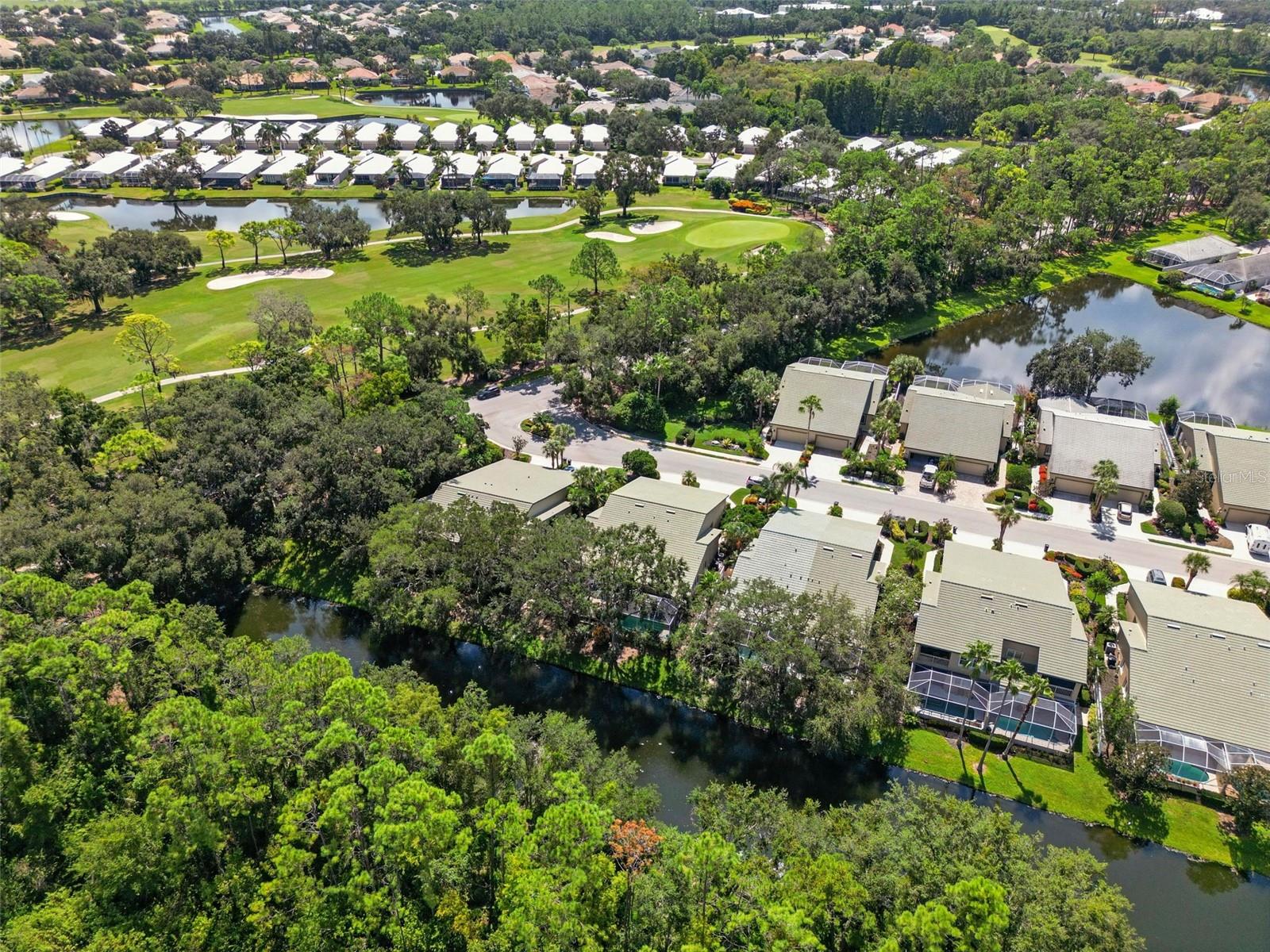 ROSEDALE 8 WESTBURY LAKES - Residential