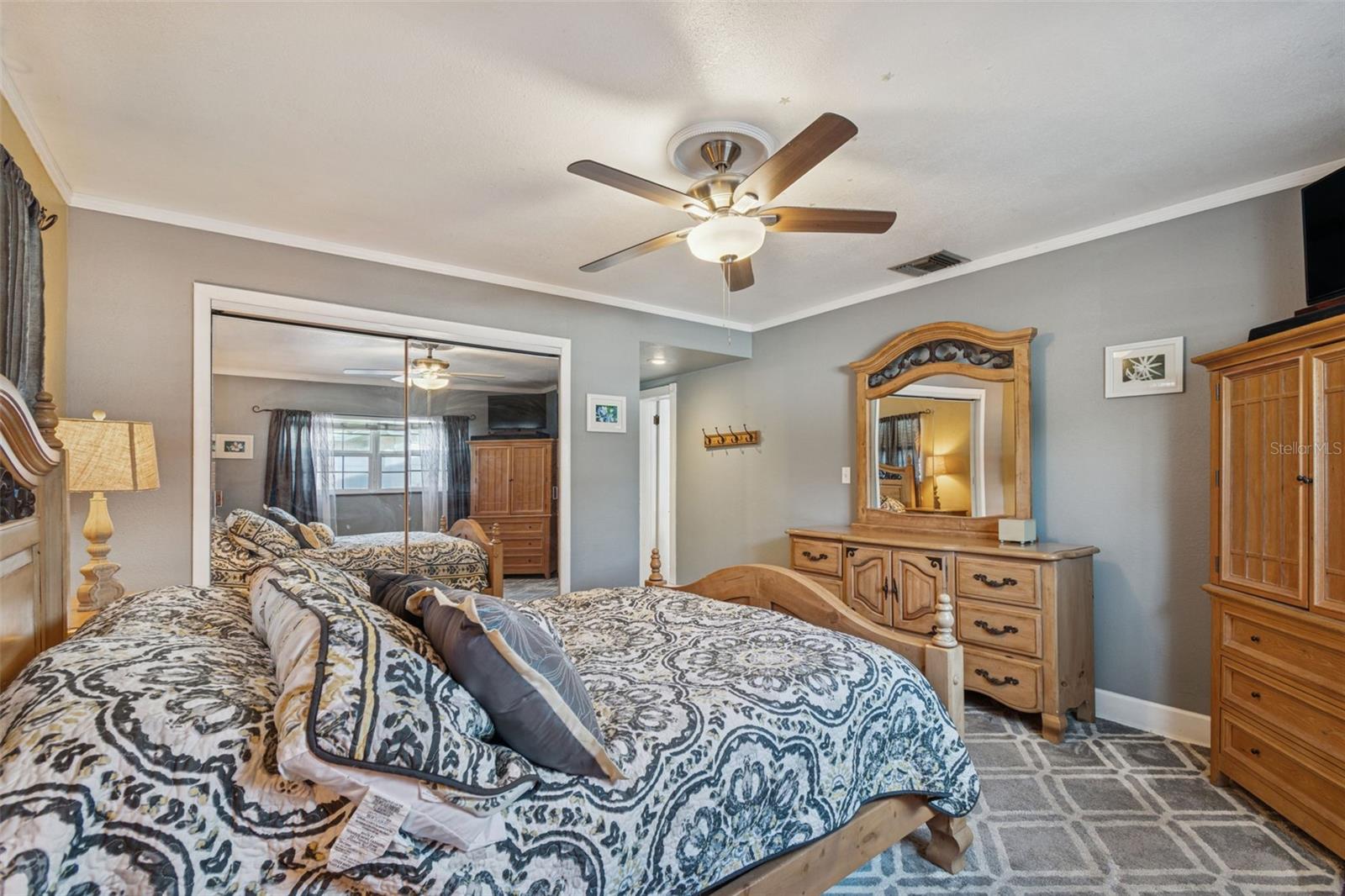 PARKWAY ESTATES 1ST ADD - Residential