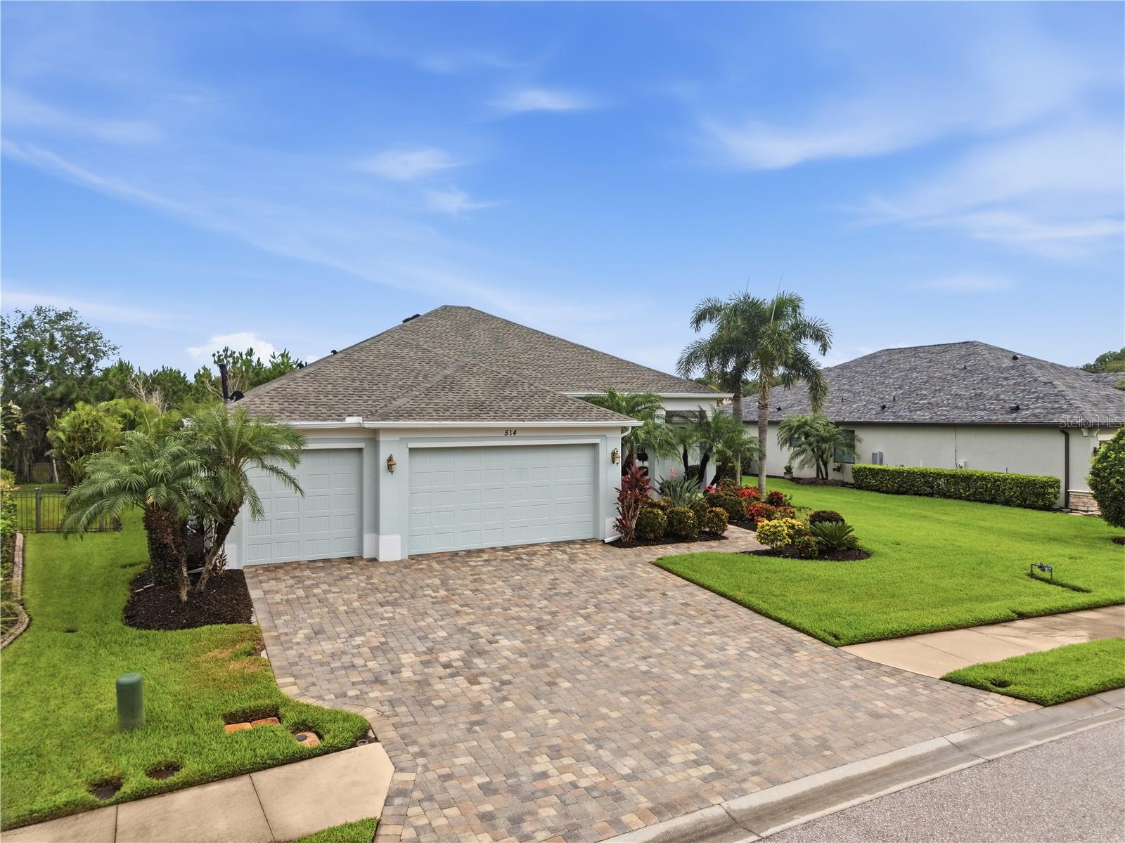 514 HONEYFLOWER LOOP