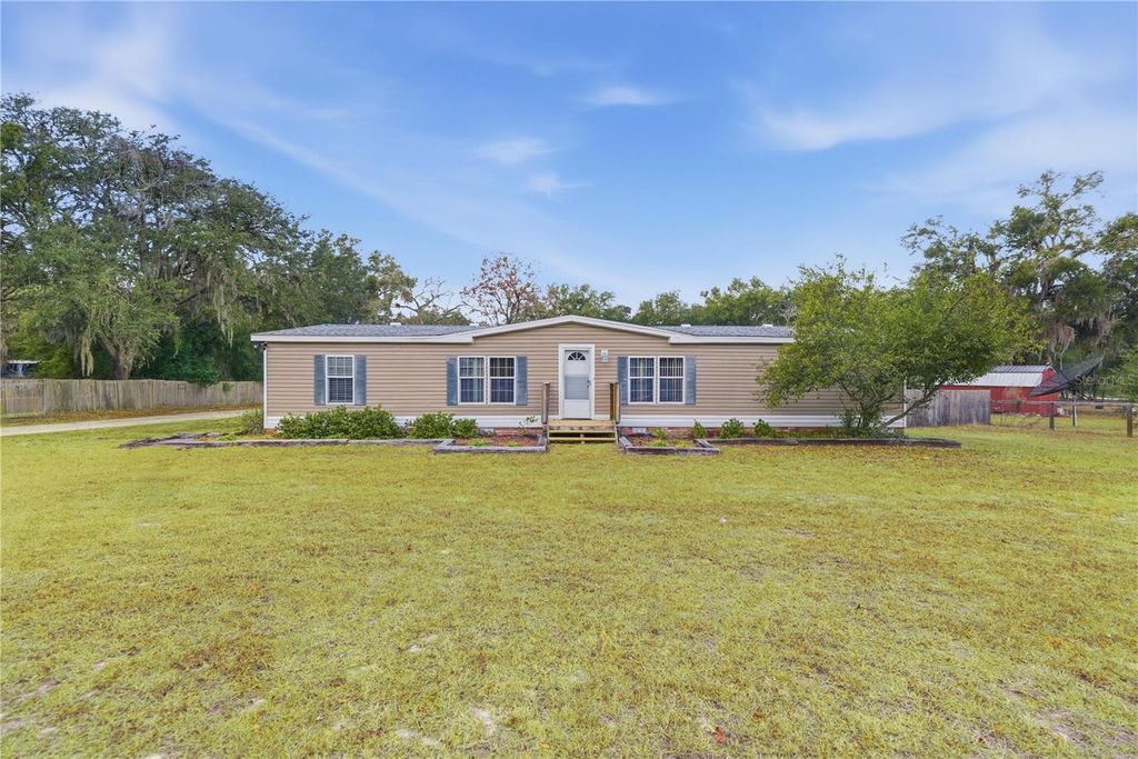 Photo of 14620 SE 95th Avenue, Summerfield, FL 34491 (MLS # OM717265)