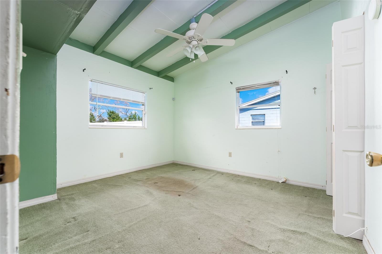 SOUTH LAKE WALES UNIT 1 PB 41 PG 39 - Residential