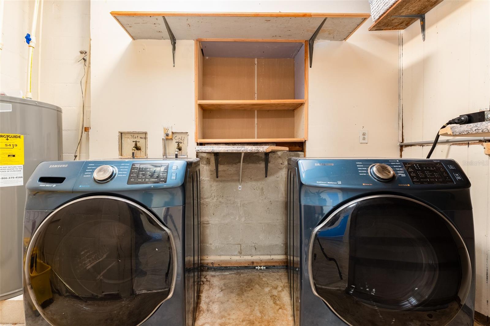 SOUTH LAKE WALES UNIT 1 PB 41 PG 39 - Residential