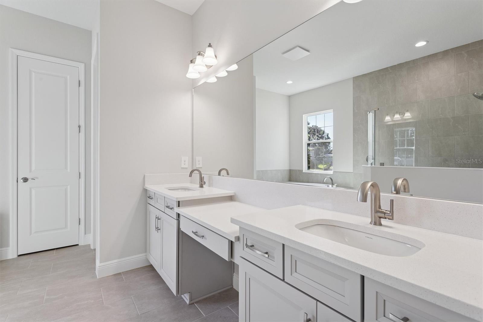 CRESTWOOD ESTATES - Residential