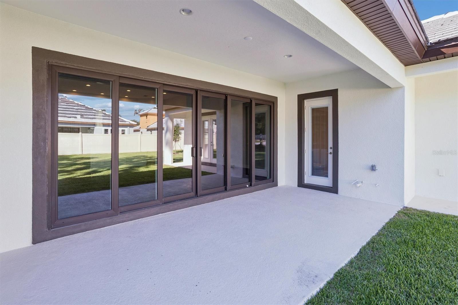 CRESTWOOD ESTATES - Residential