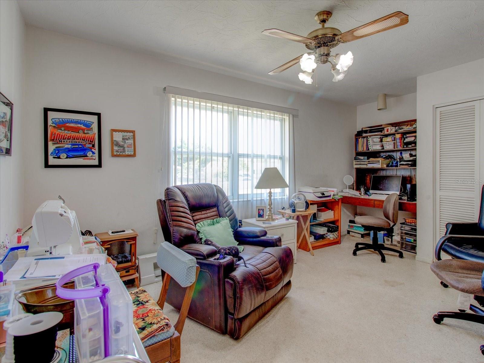 SOUTH GATE - Residential