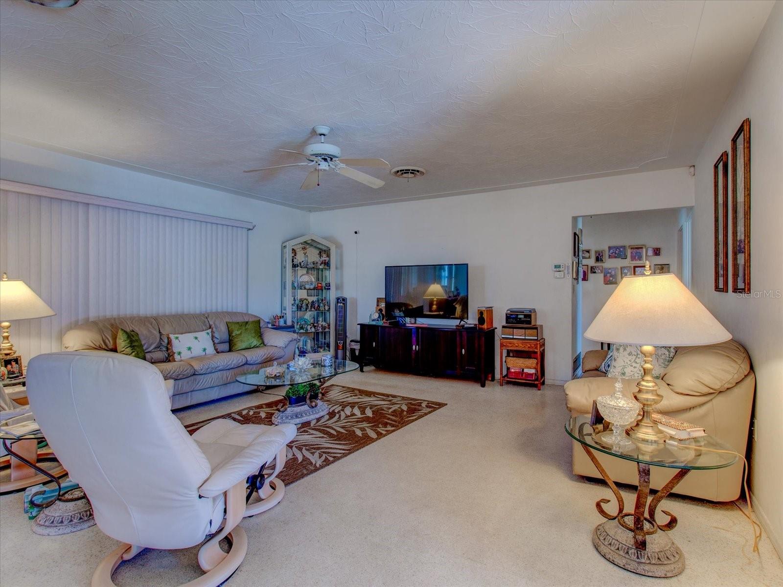 SOUTH GATE - Residential