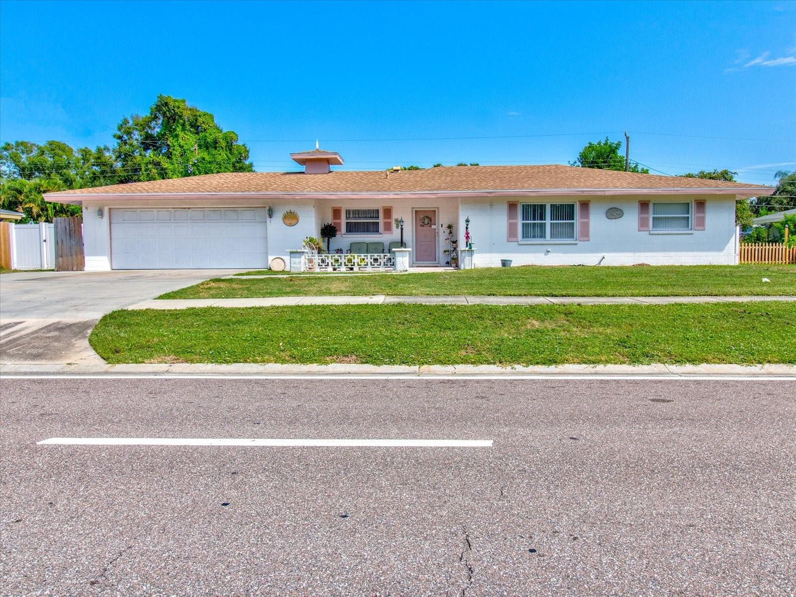 SOUTH GATE - Residential