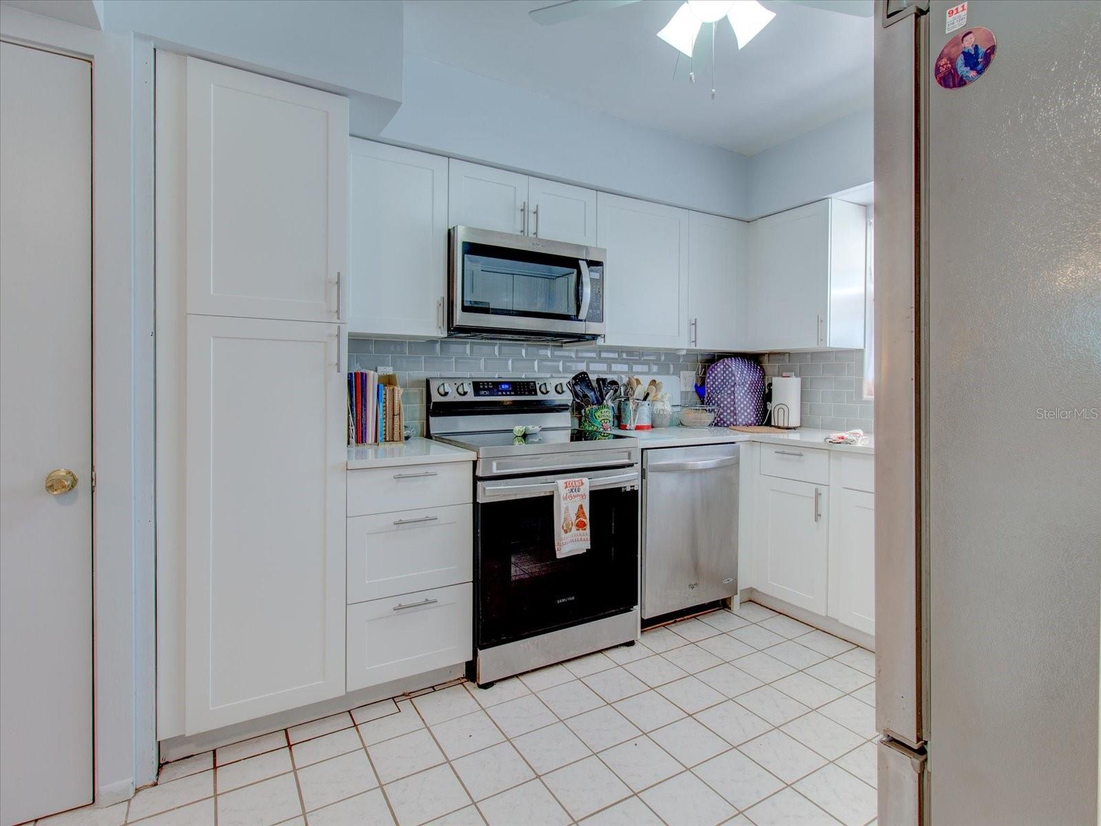 SOUTH GATE - Residential