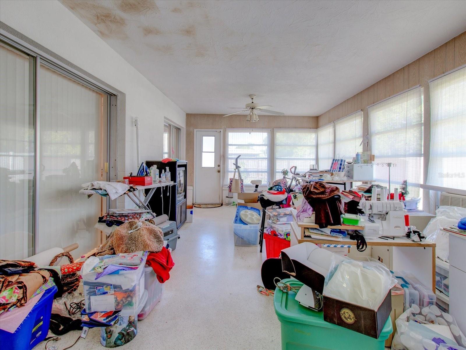 SOUTH GATE - Residential