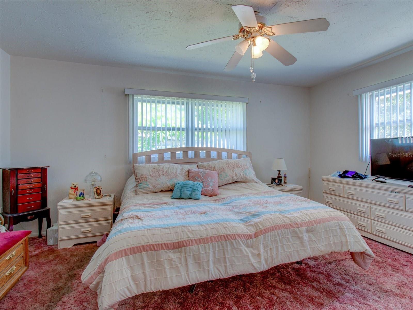 SOUTH GATE - Residential