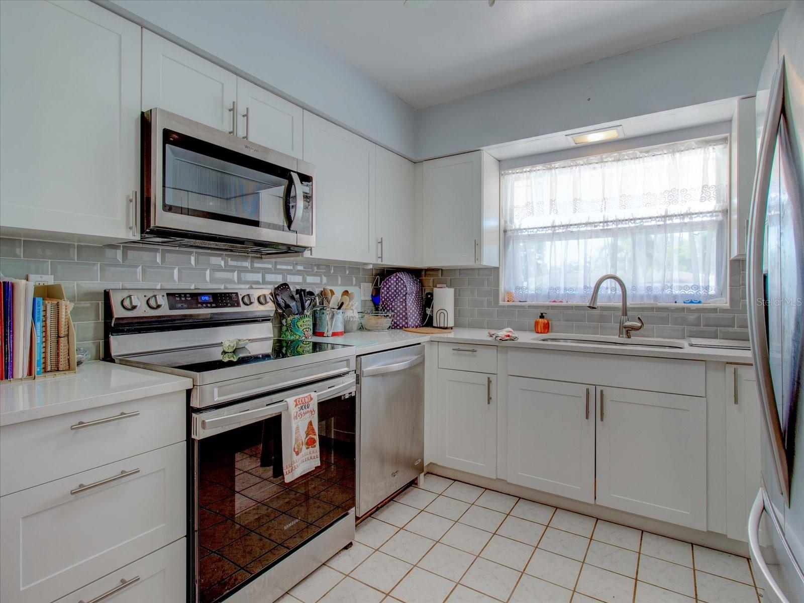 SOUTH GATE - Residential