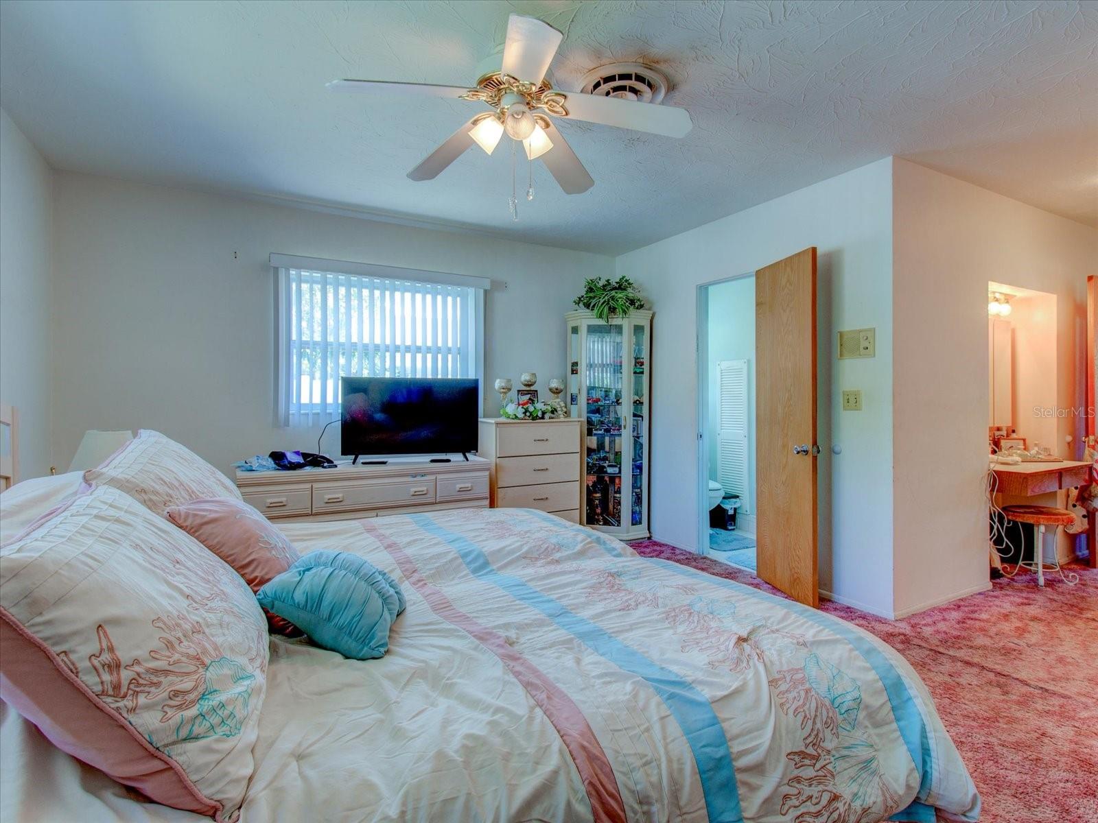 SOUTH GATE - Residential