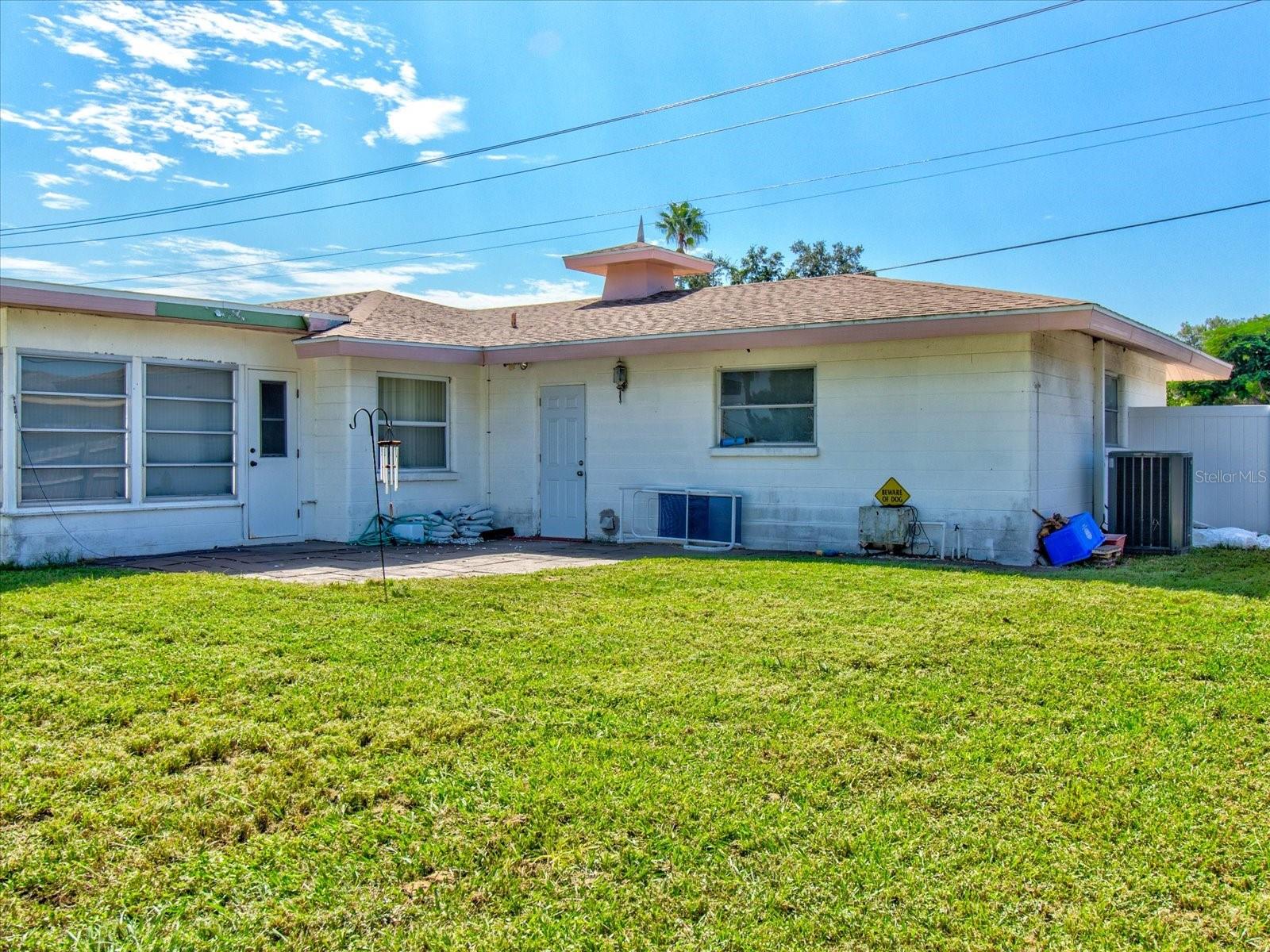 SOUTH GATE - Residential