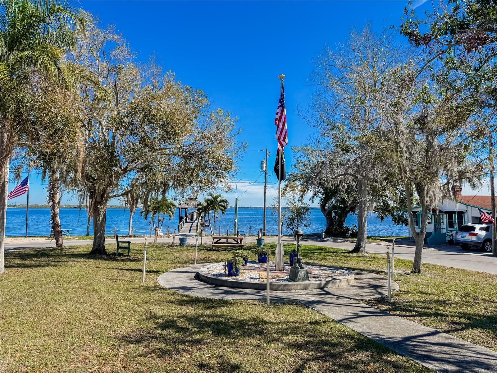BRADEN CASTLE PARK - Residential