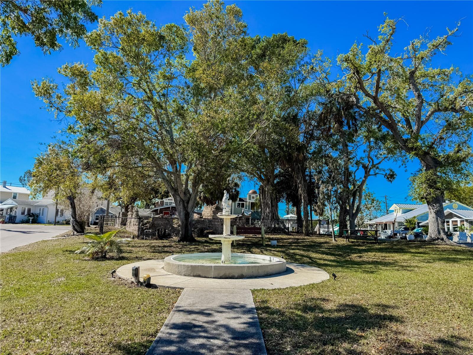 BRADEN CASTLE PARK - Residential