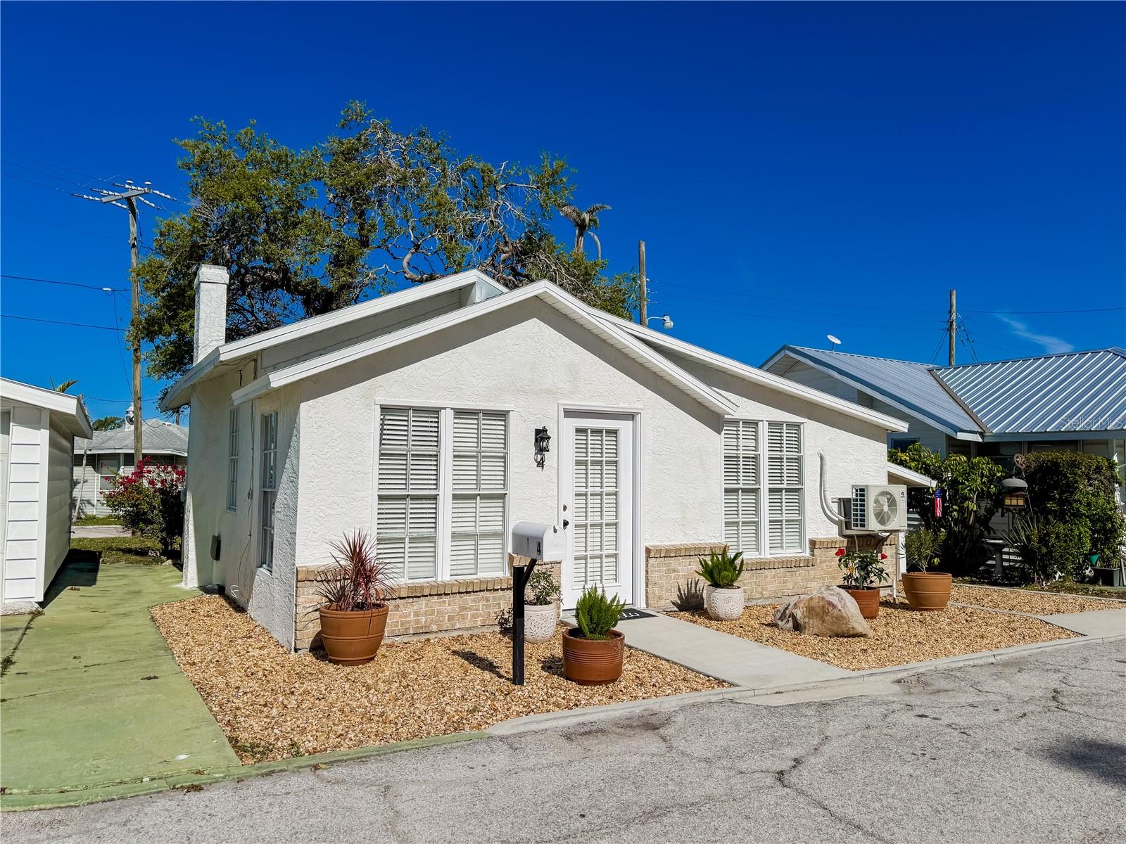 BRADEN CASTLE PARK - Residential