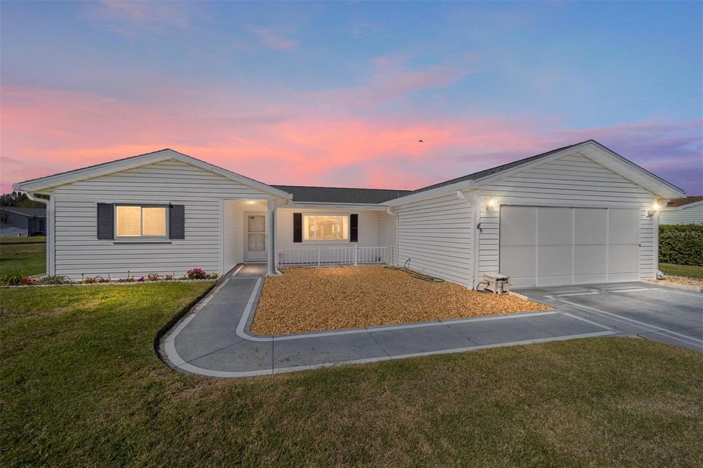 Photo of 10551 SE 179th Lane, Summerfield, FL 34491 (MLS # OM711058)