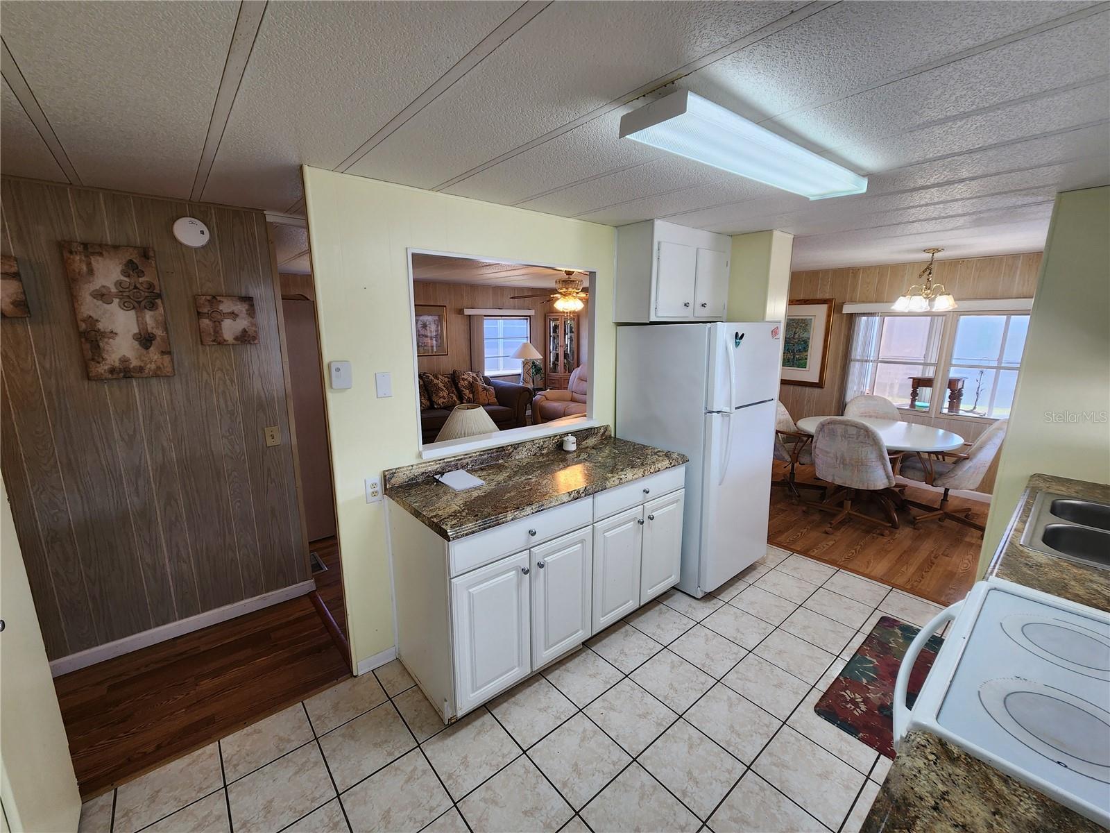 CHATEAU VILLAGE CO-OP - Residential