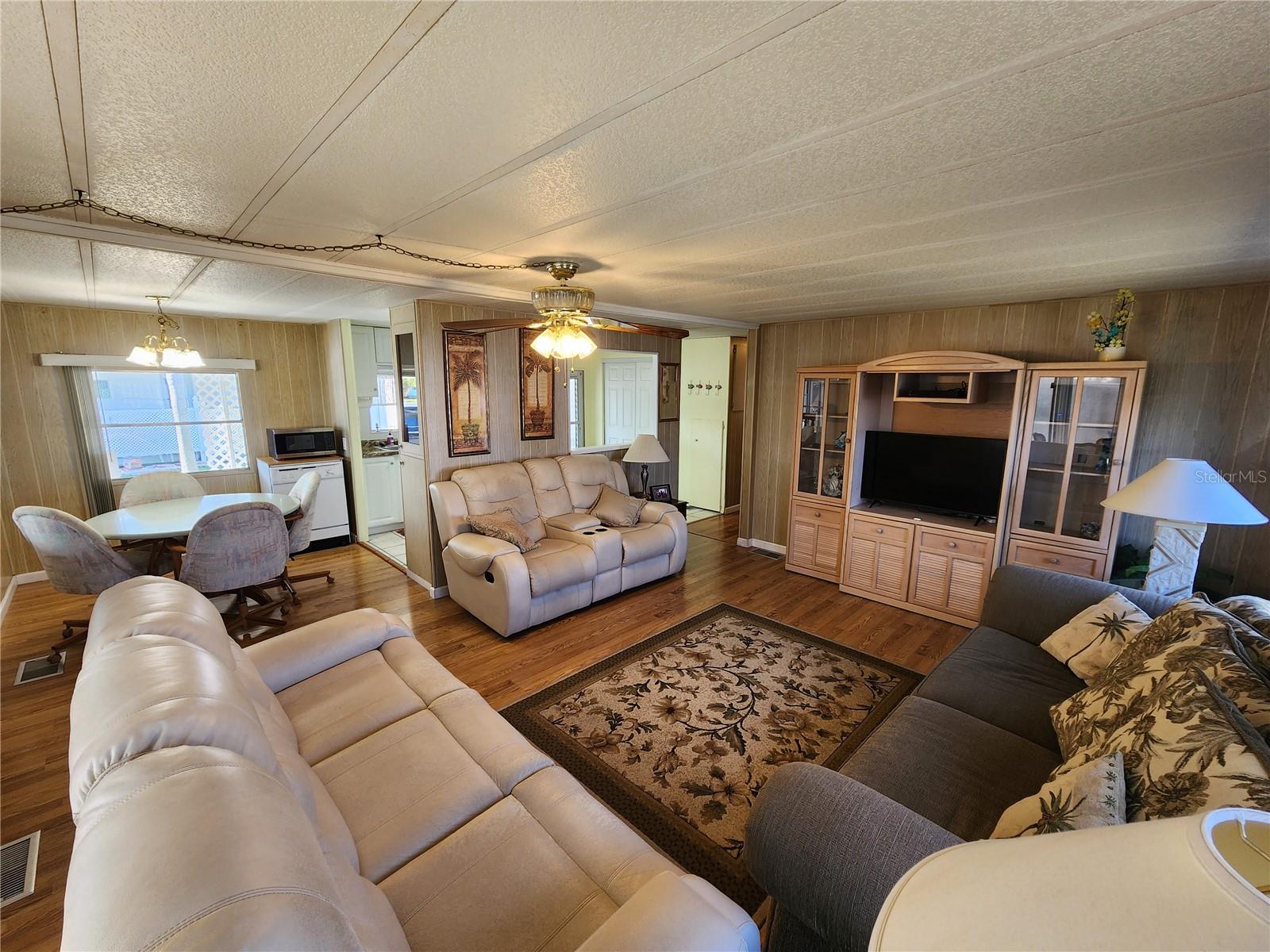 CHATEAU VILLAGE CO-OP - Residential