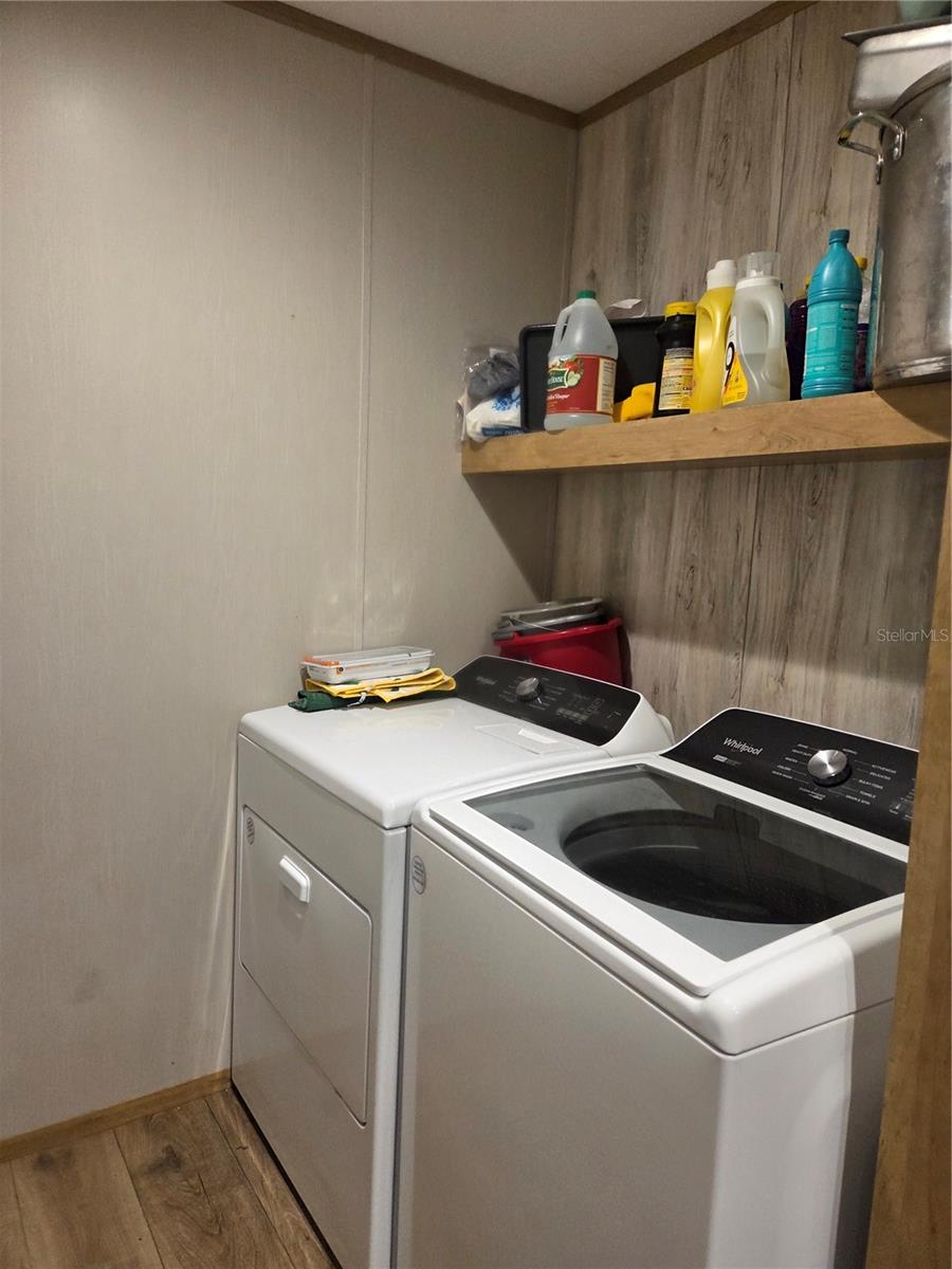 COUNTRY VIEW ESTATES - Residential