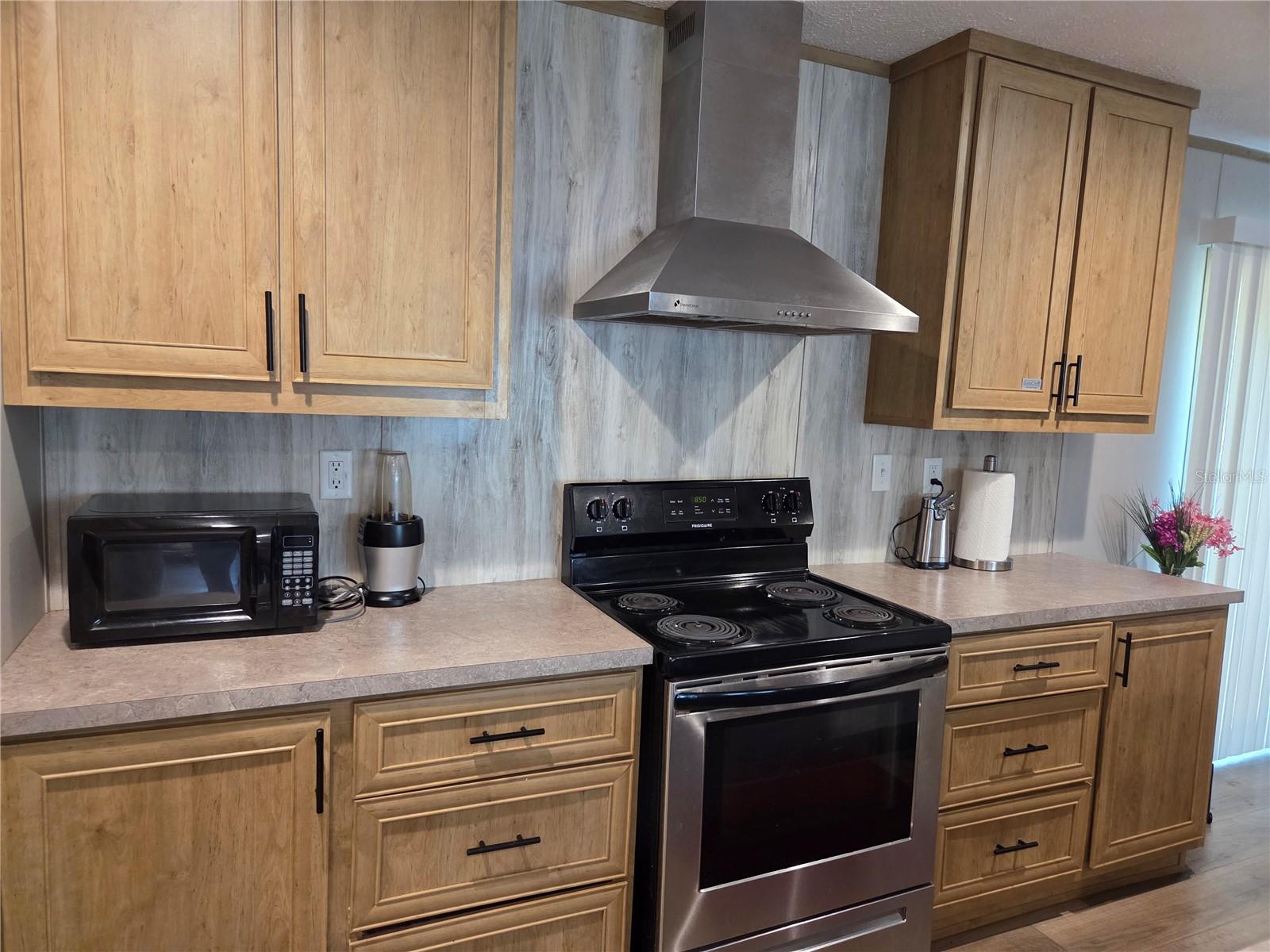 COUNTRY VIEW ESTATES - Residential