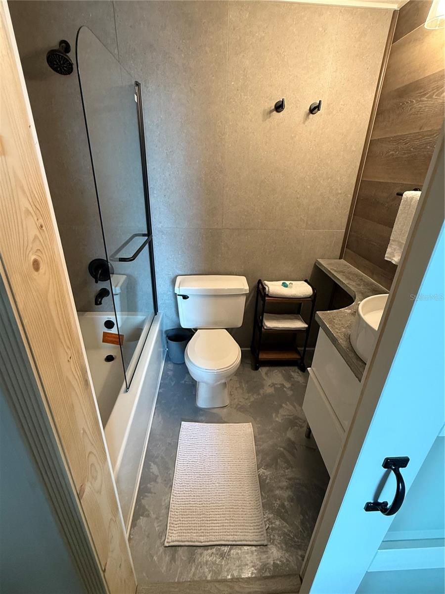ENCLAVE AT ORLANDO - Residential