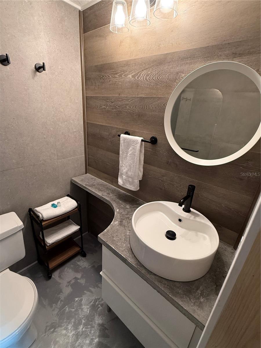 ENCLAVE AT ORLANDO - Residential