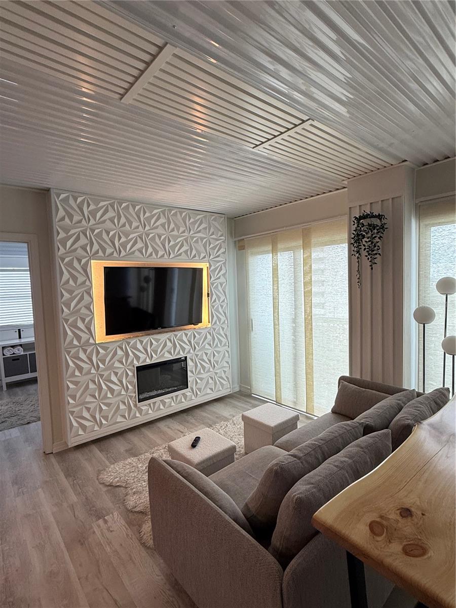 ENCLAVE AT ORLANDO - Residential