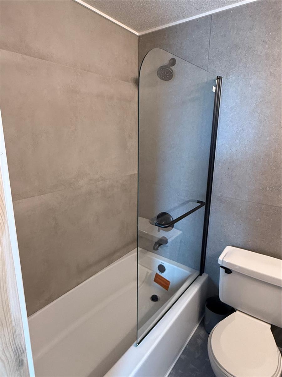 ENCLAVE AT ORLANDO - Residential