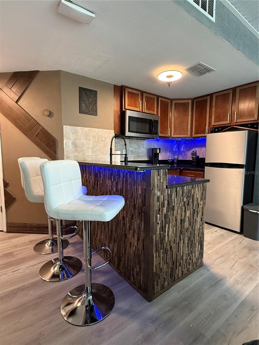 ENCLAVE AT ORLANDO - Residential
