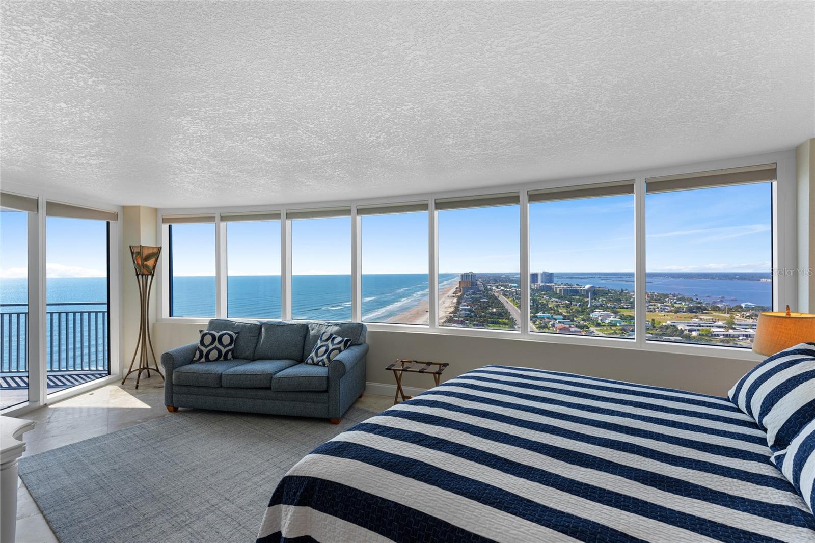 PECK PLAZA - Residential