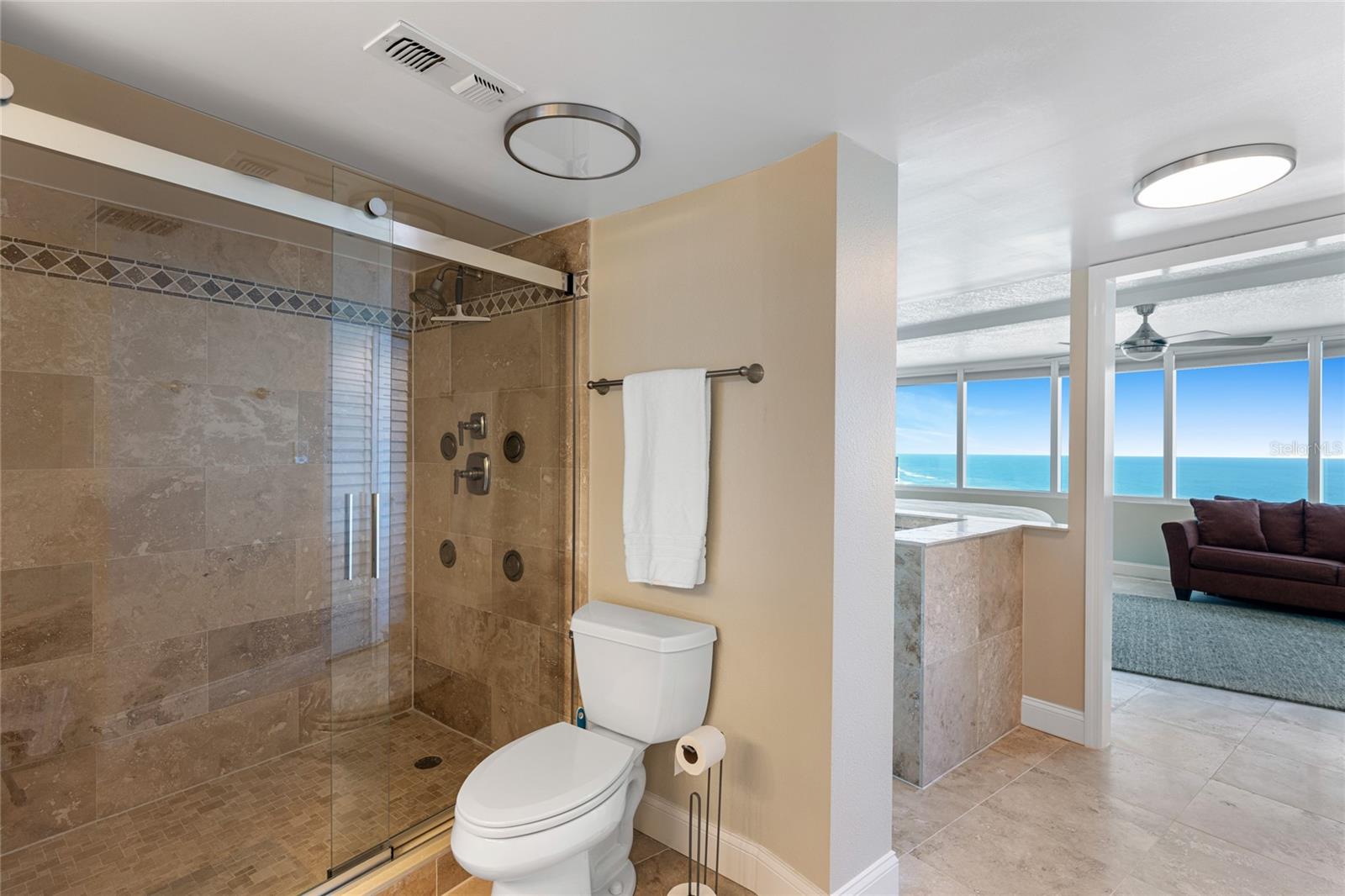 PECK PLAZA - Residential