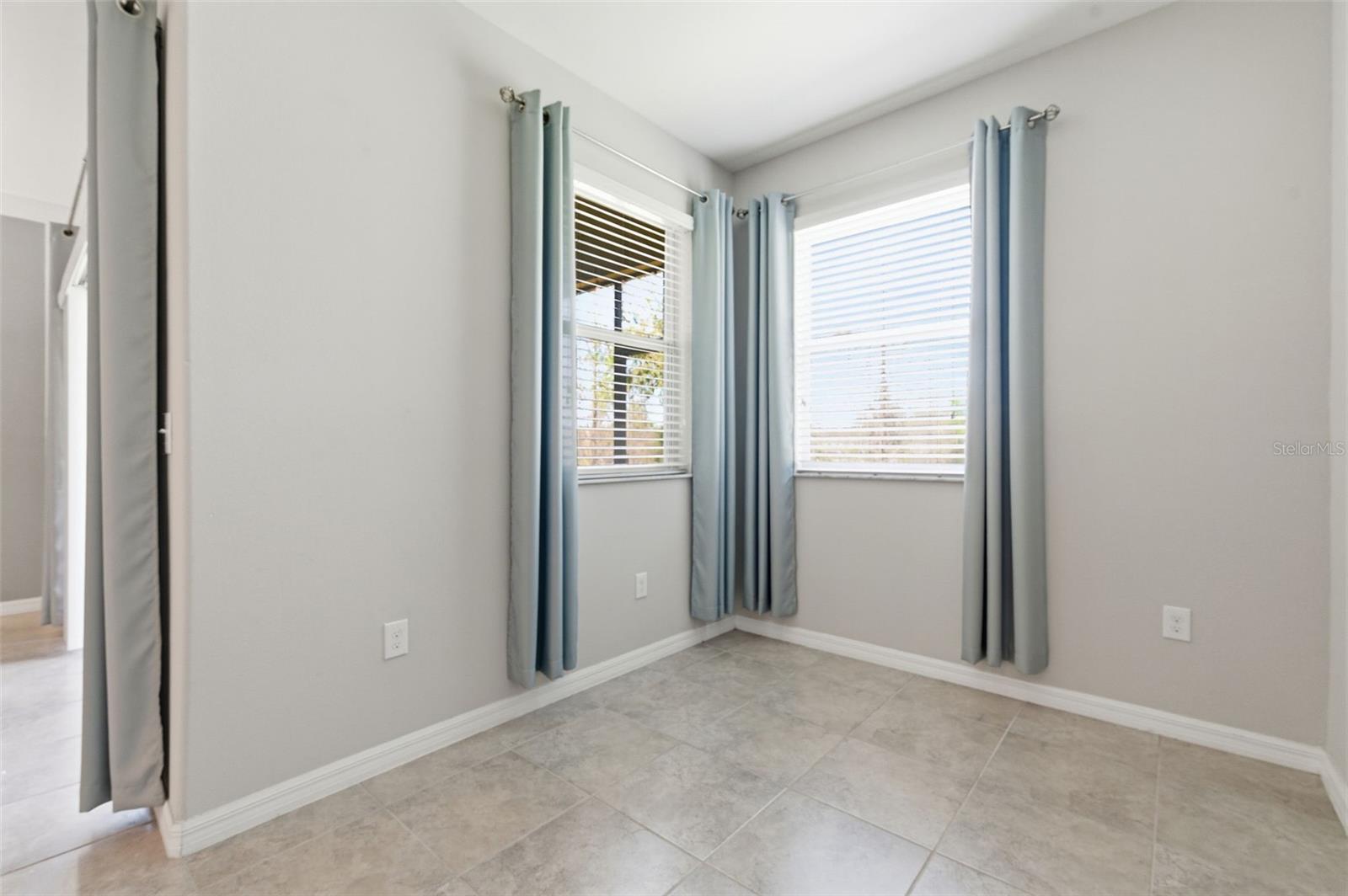 RIVERVIEW LAKES - Residential