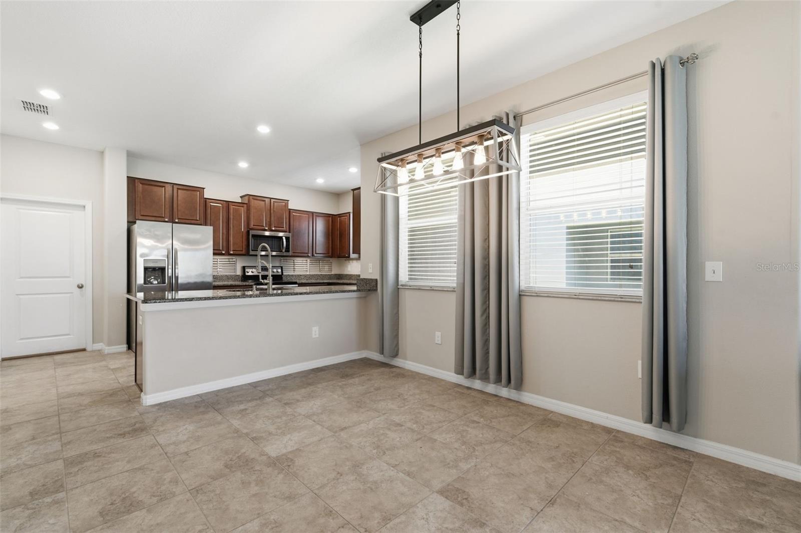 RIVERVIEW LAKES - Residential