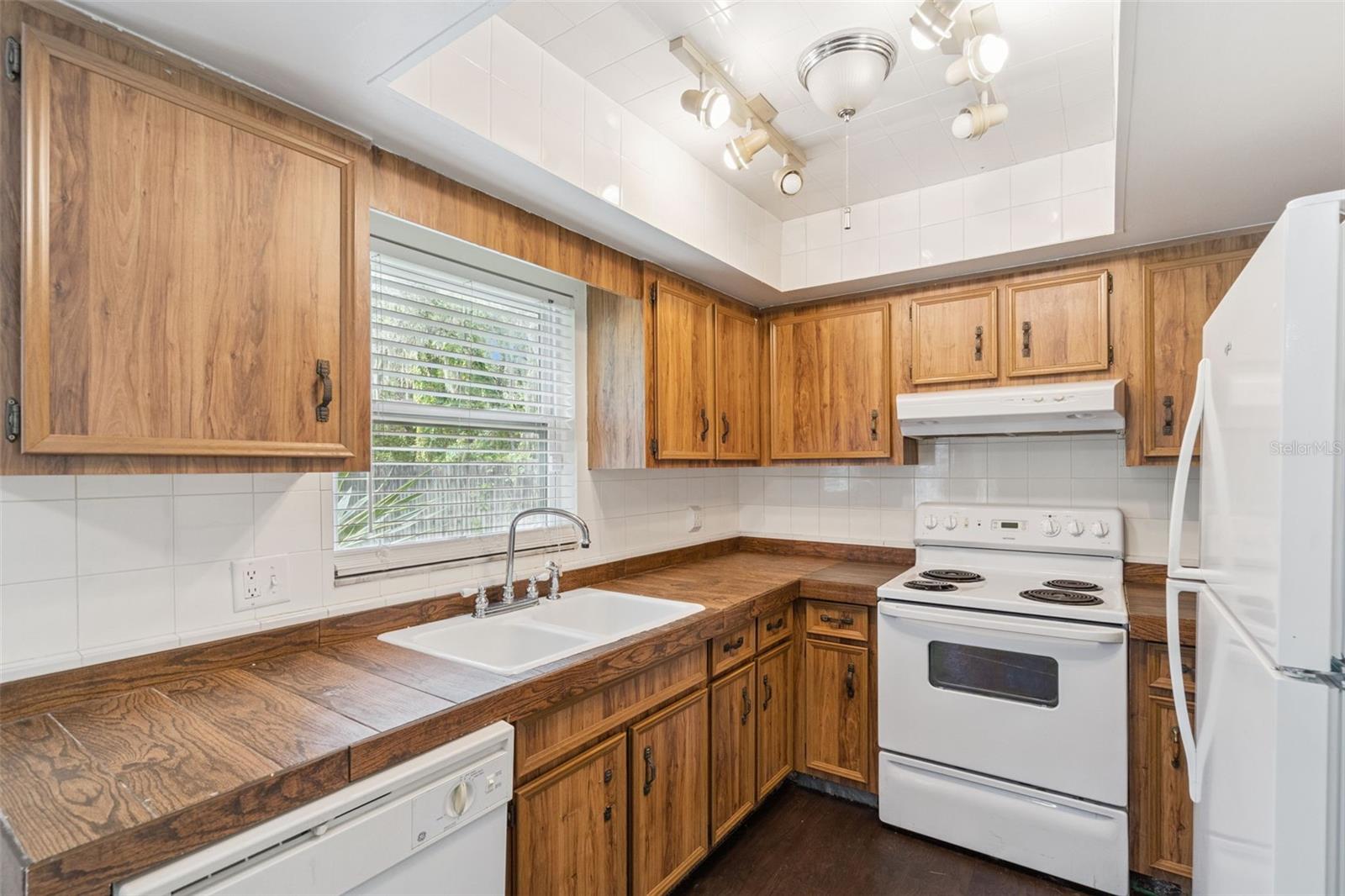 PINEWOOD VILLAGE - Residential