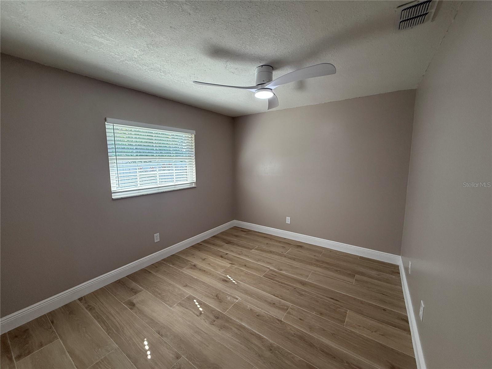 HOWELL ESTATES REP - Residential Lease