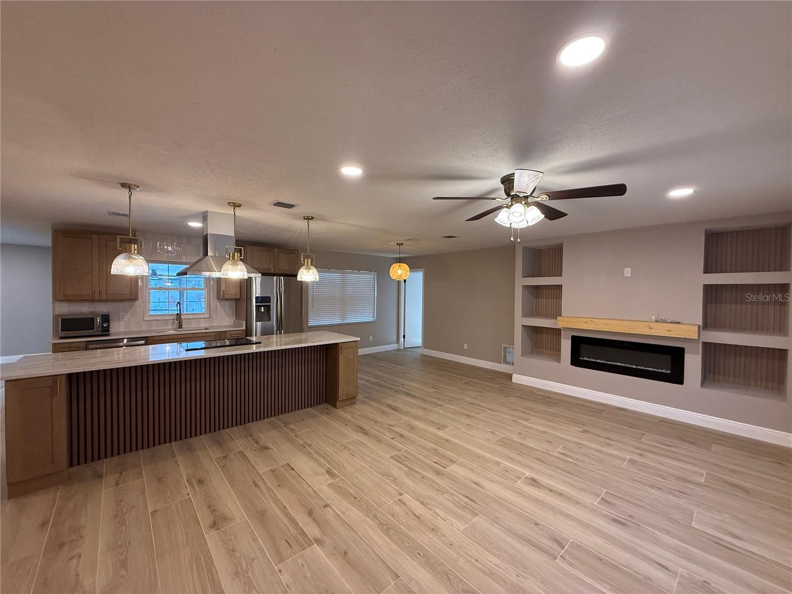 HOWELL ESTATES REP - Residential Lease