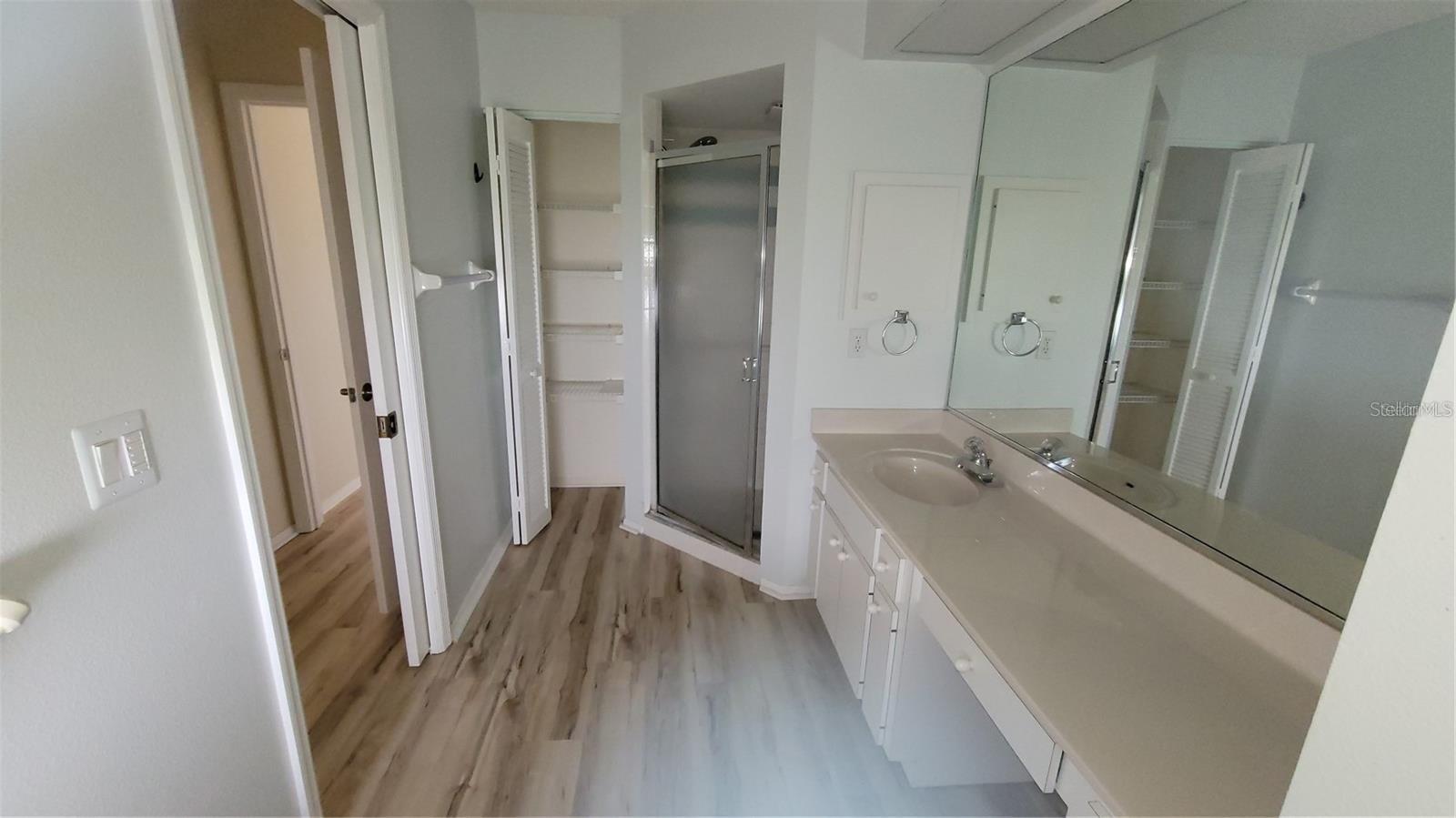 GULF VIEW ESTATES - Residential Lease