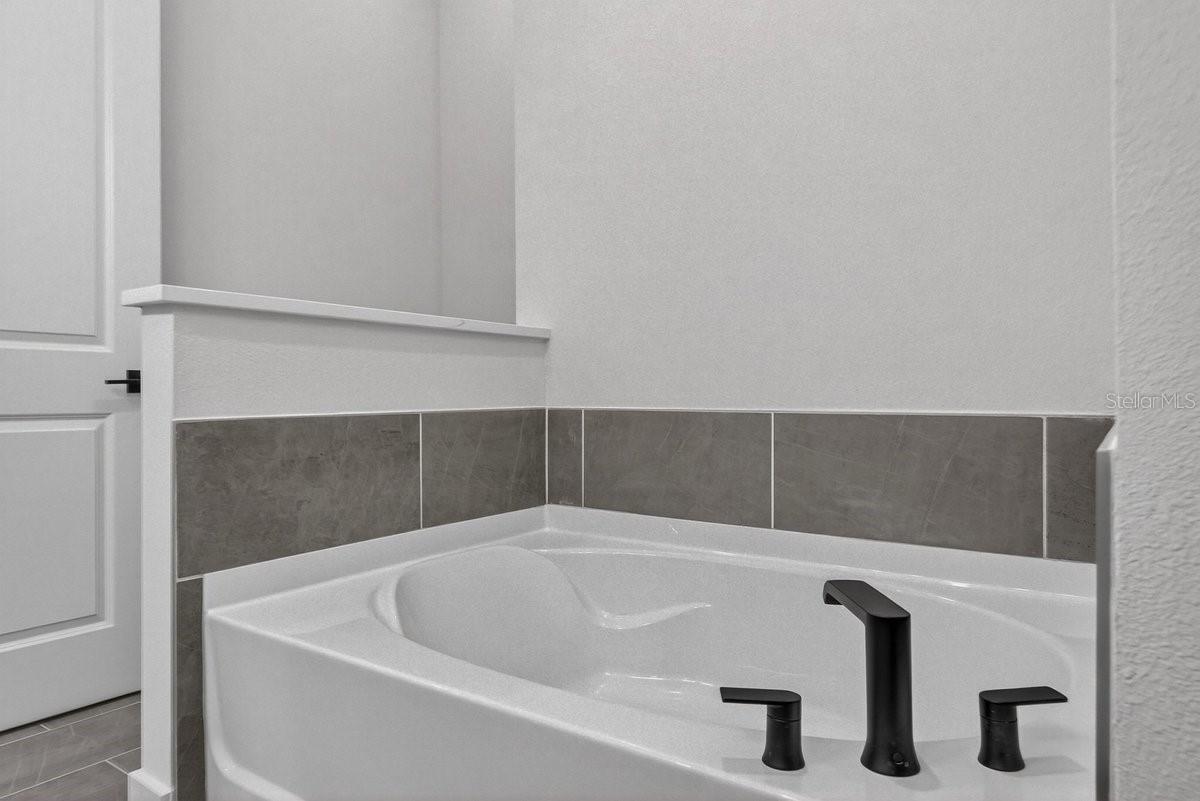 STABLES AT CARY FOREST - Residential