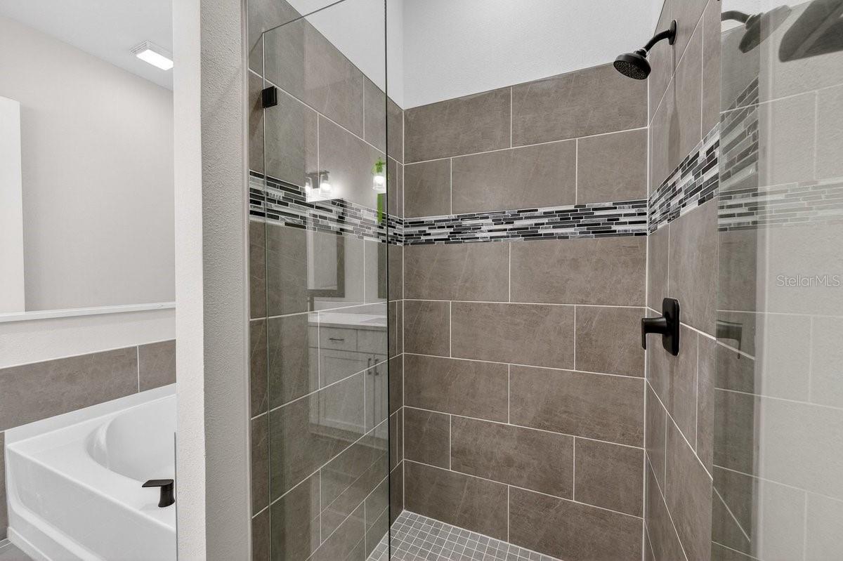 STABLES AT CARY FOREST - Residential